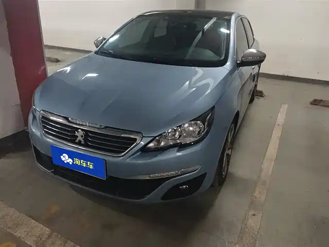 PEUGEOT 308S