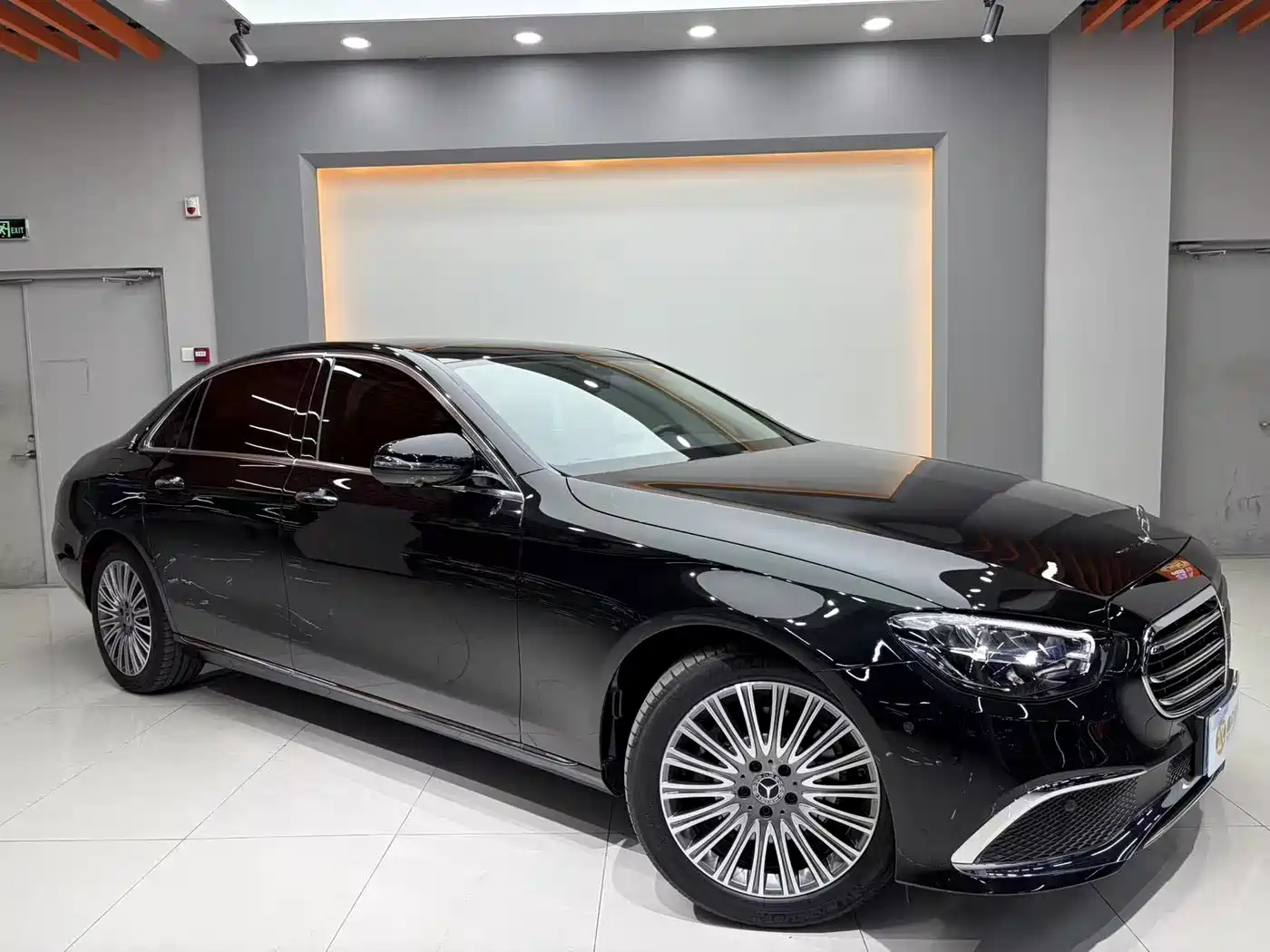 Mercedes-Benz E-Class 2022 Facelift E 300 L Luxury Style фото 3