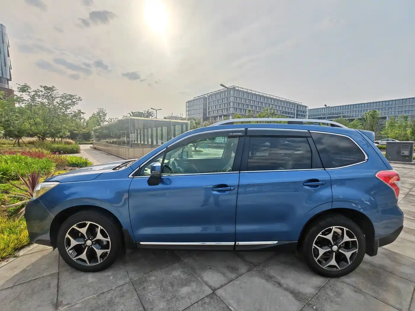 SUBARU FORESTER