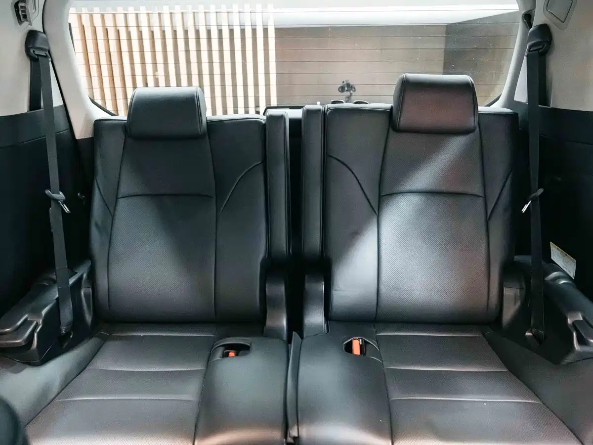Toyota Vellfire 2019 Hybrid 2.5L HV Luxury Edition фото 24