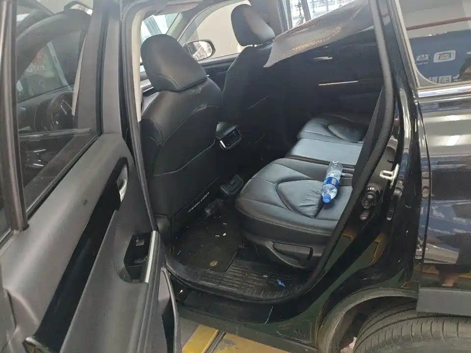 صورة 6 - Toyota Highlander