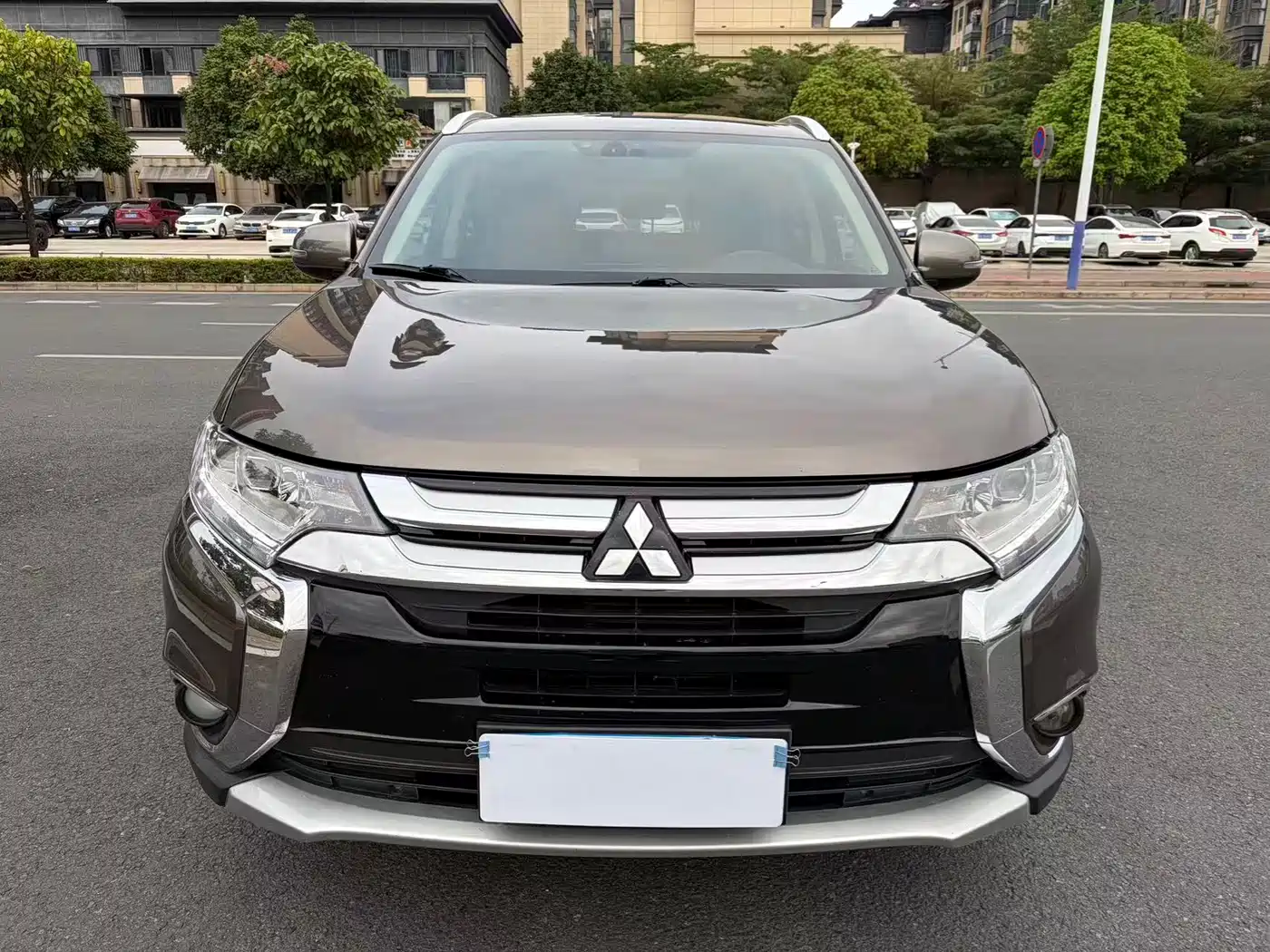 Mitsubishi Outlander 2018 2.4L 4WD Elite Edition 5-seater фото 2