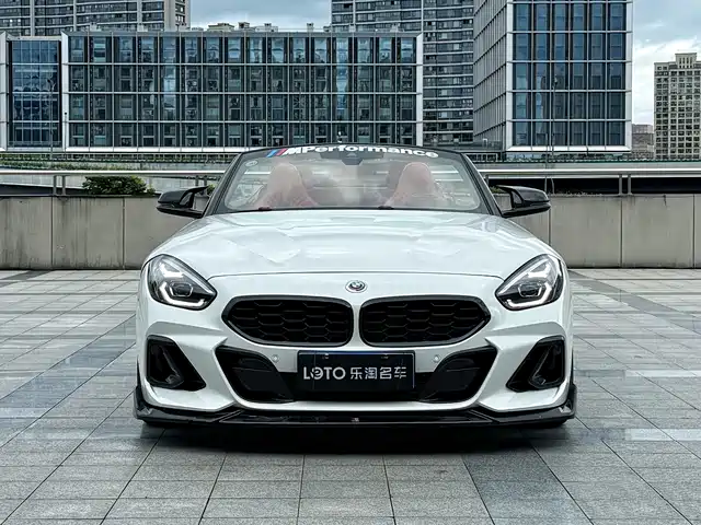 BMW Z4 M40i 2023 M40i M Sport Performance Edition — фото 2