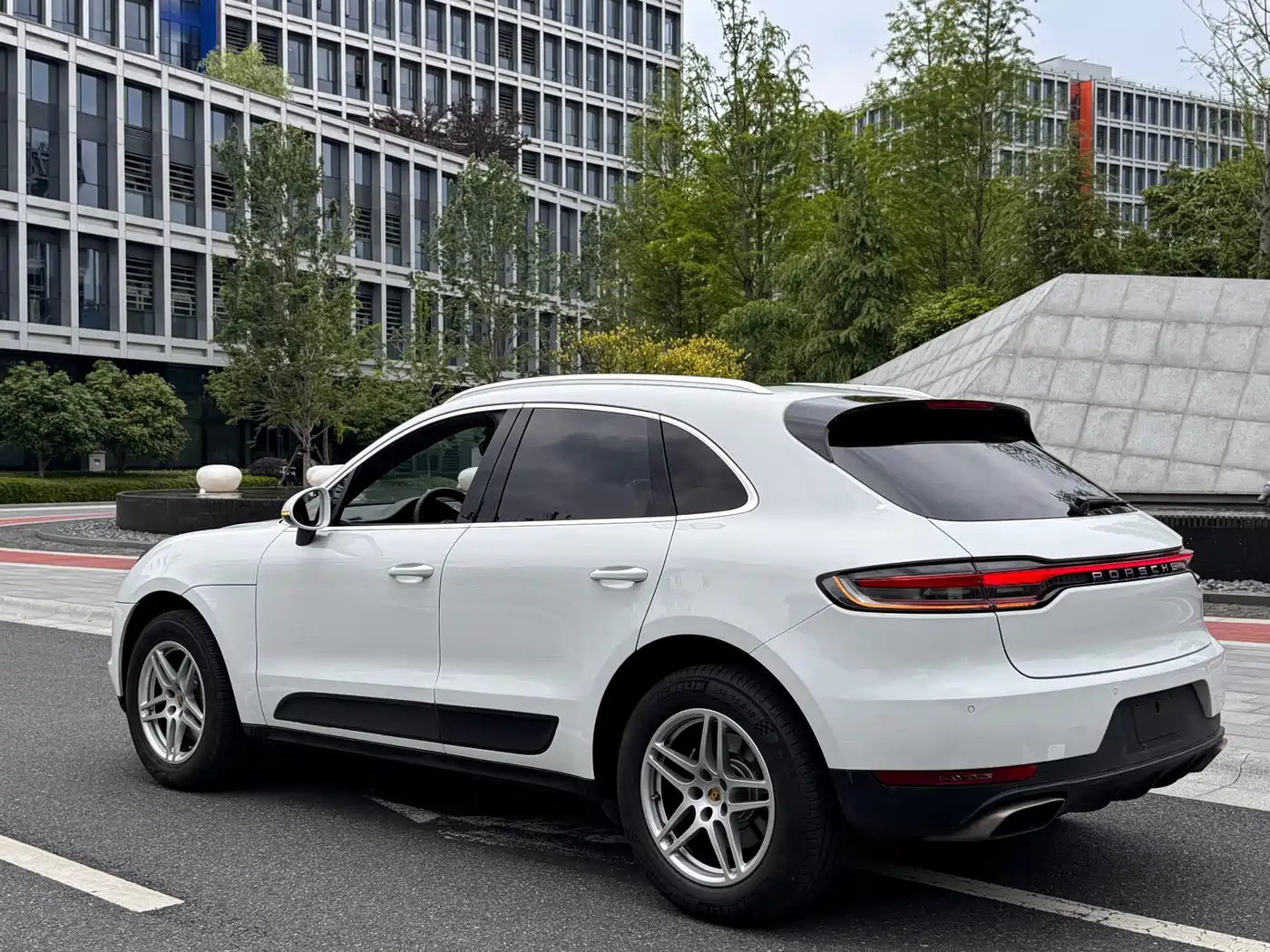 Porsche Macan 2021 Macan 2.0T фото 7