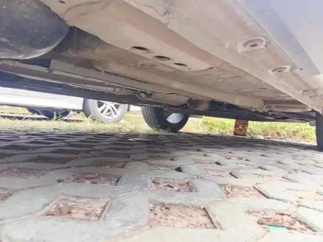 Geely Boyue L 2023 1.5TD DCT Premium — фото 4