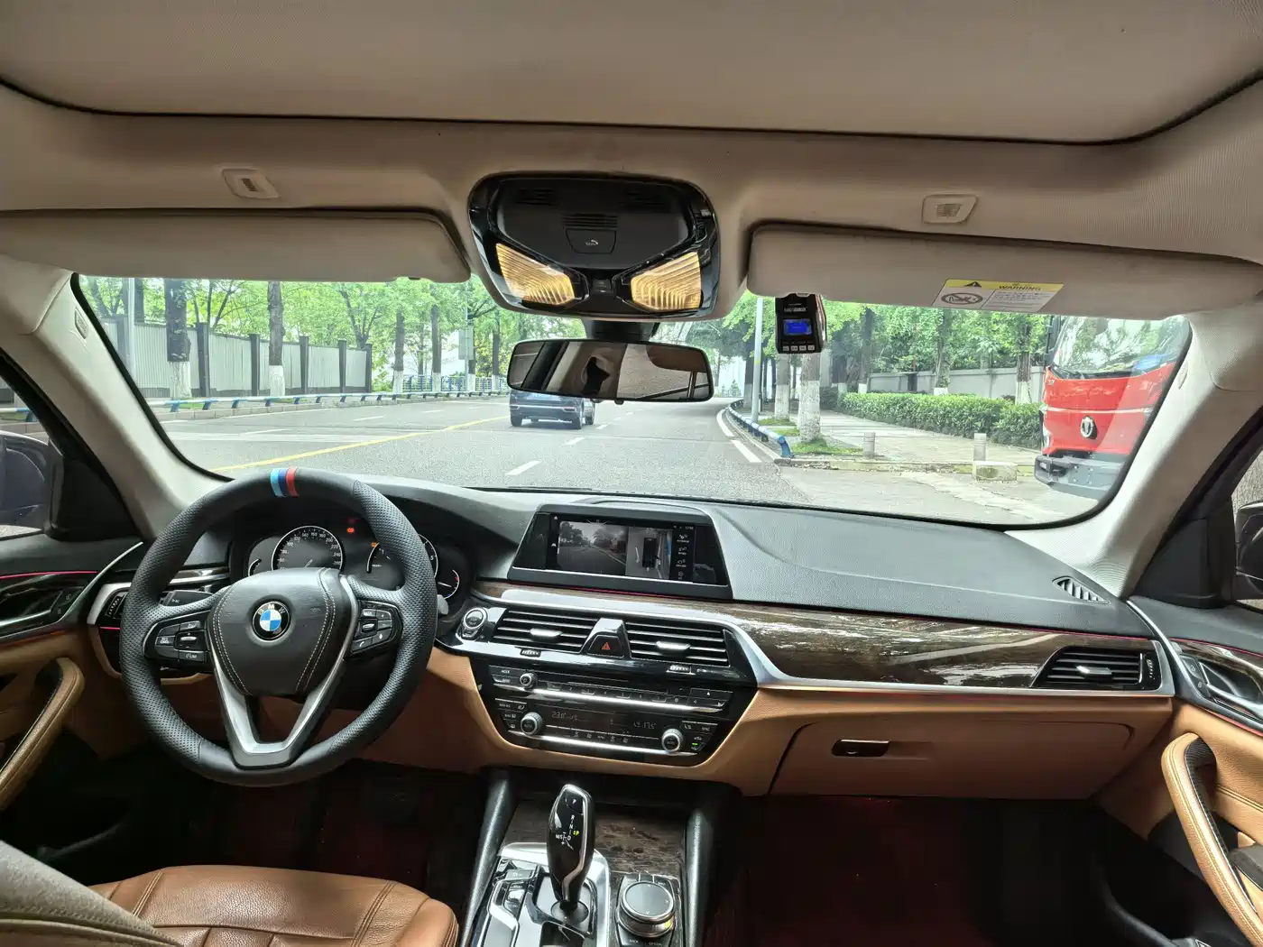 BMW 5 Series 2018 528Li Launch Special Edition фото 5