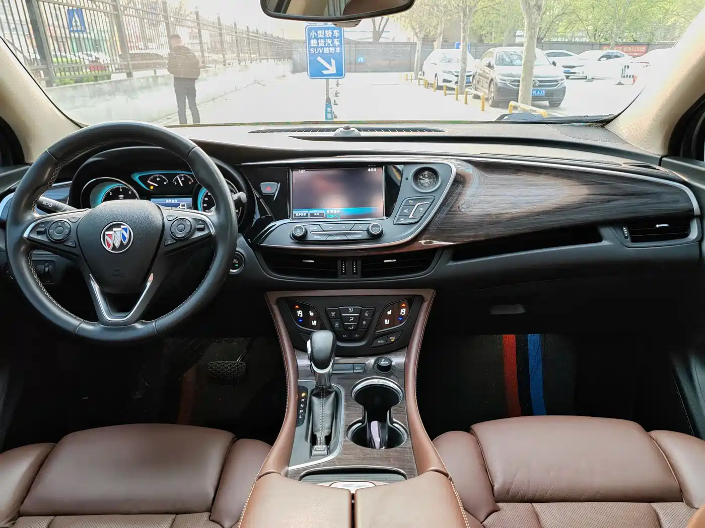 Buick Envision Plus 2017 28T AWD Luxury фото 8
