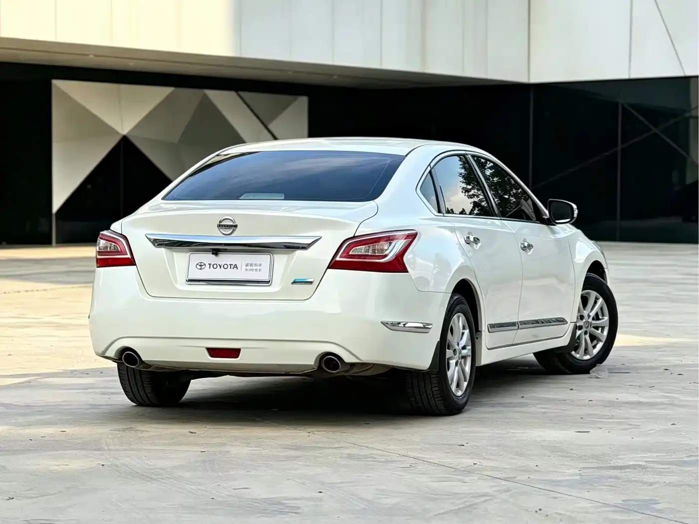 Фото 4 - Nissan Teana