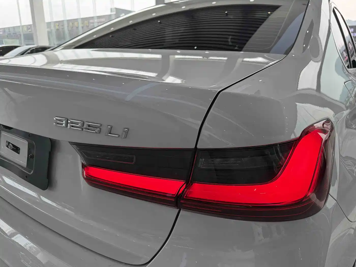 BMW 3 Series 2024 325Li M Sport Package фото 16