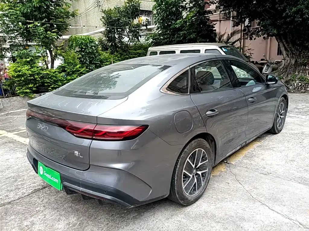 BYD Qin L 2024 DM-i 80KM Superior фото 7