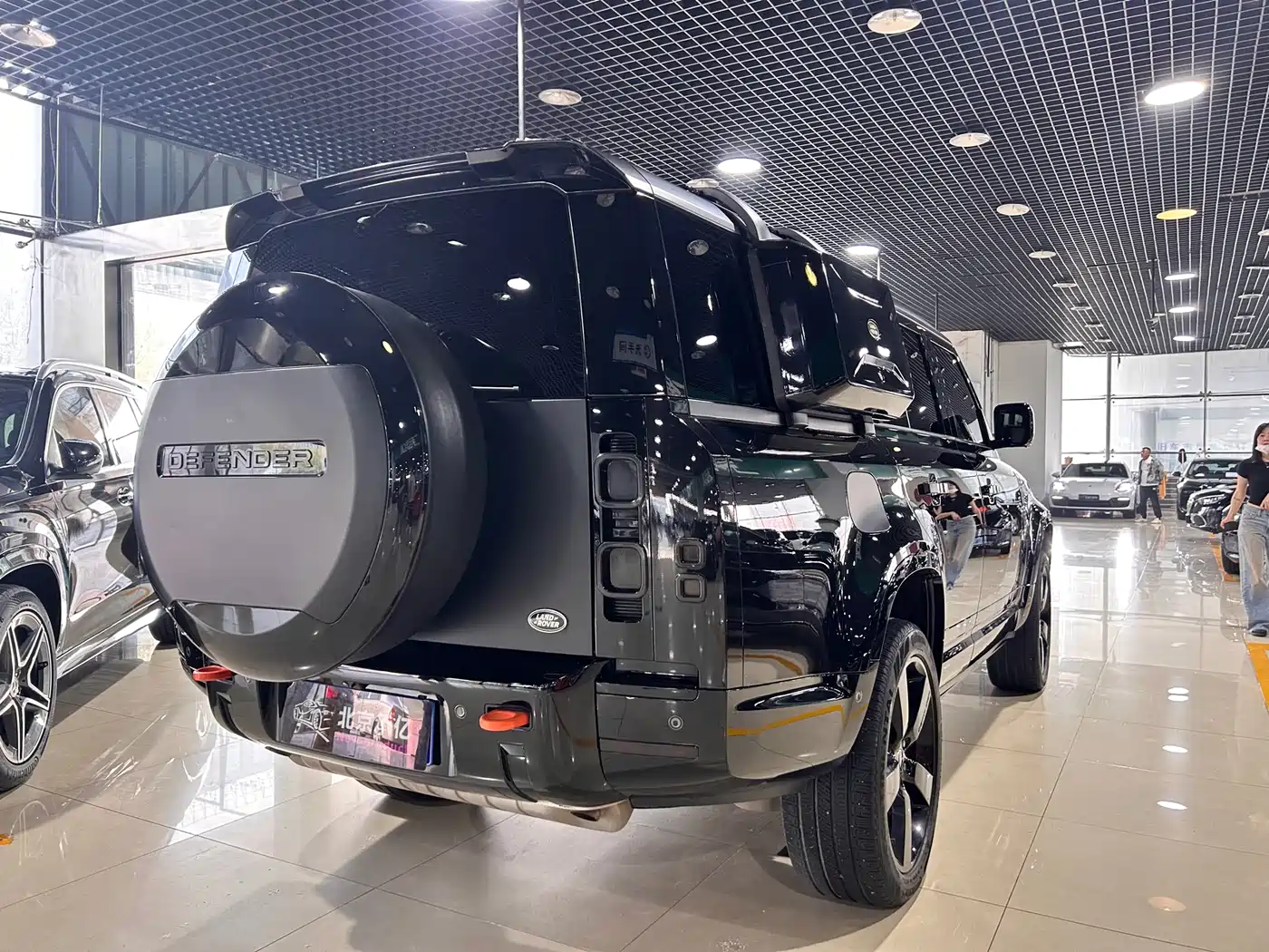 LAND ROVER GUARD