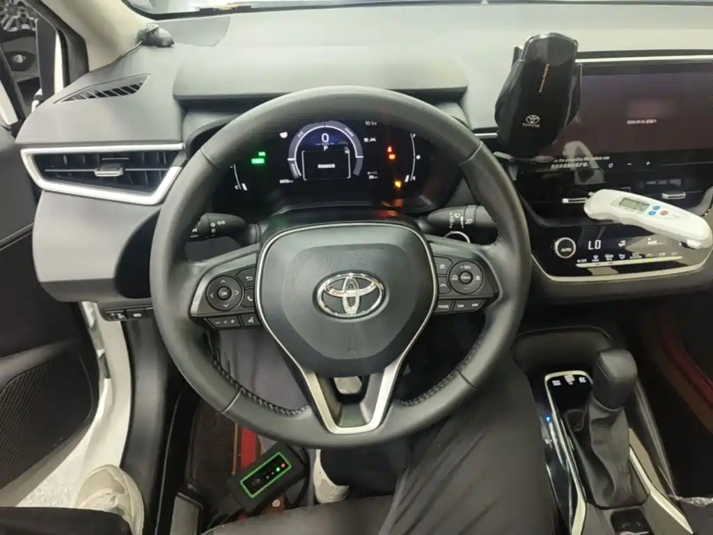 Photo 11 - Toyota Corolla