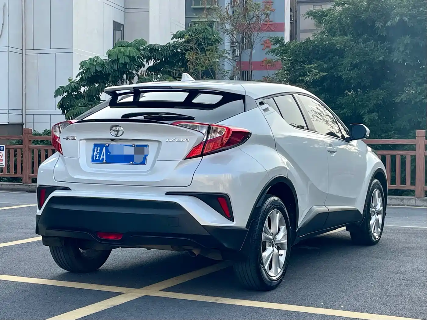 Toyota IZOA 2023 2.0L Yi-Xiang Edition фото 8