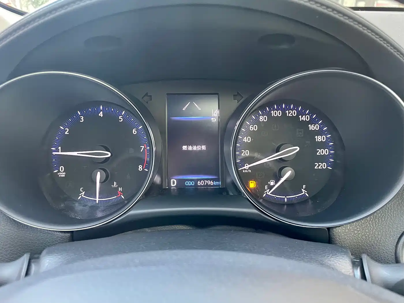 Toyota IZOA 2023 2.0L Yi-Xiang Edition фото 21