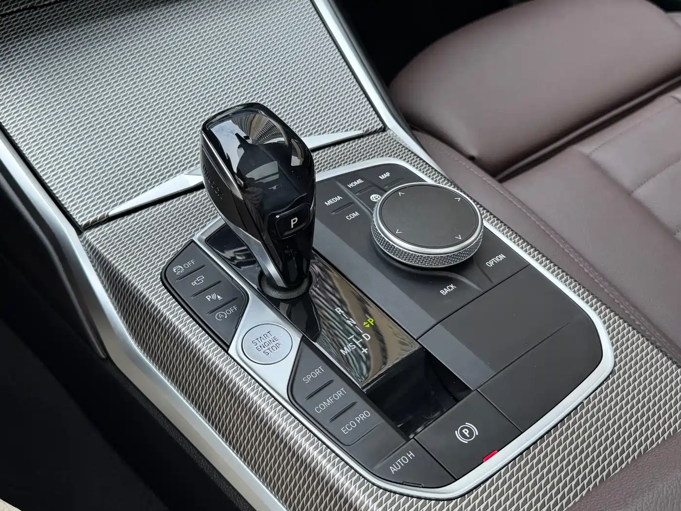 BMW 3 Series 2020 325Li M Sport Black Night Package фото 9