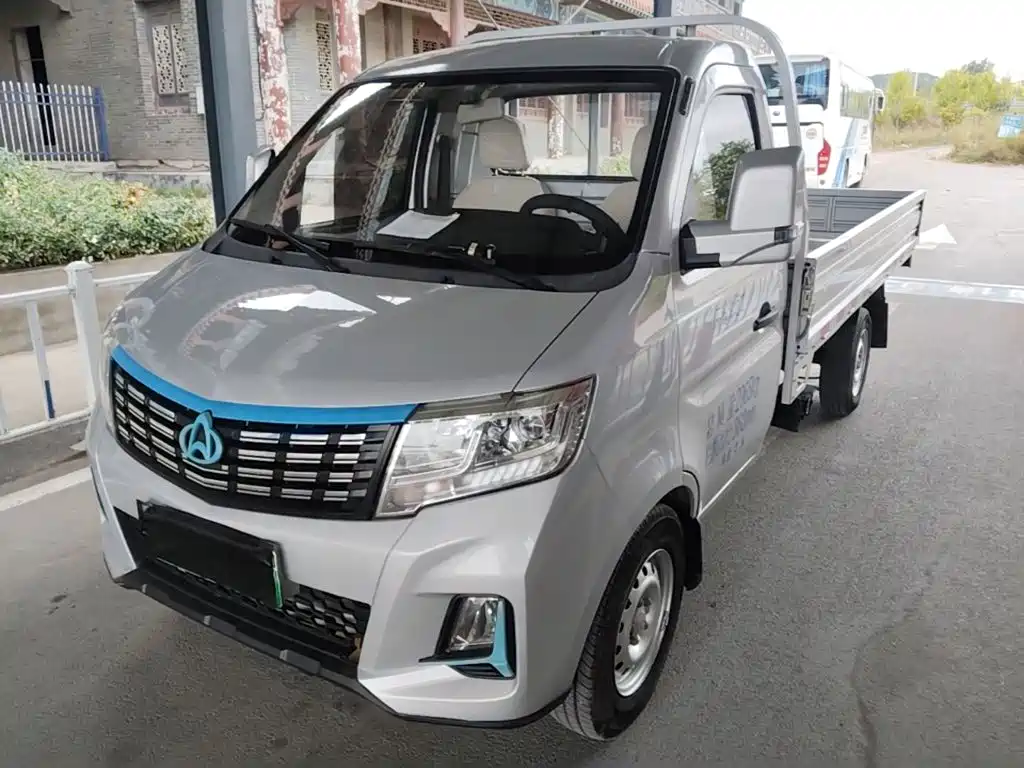 Changan Kuayue Xinbao T3 EV 2024 2024 Single Row Luxury Flatbed Truck