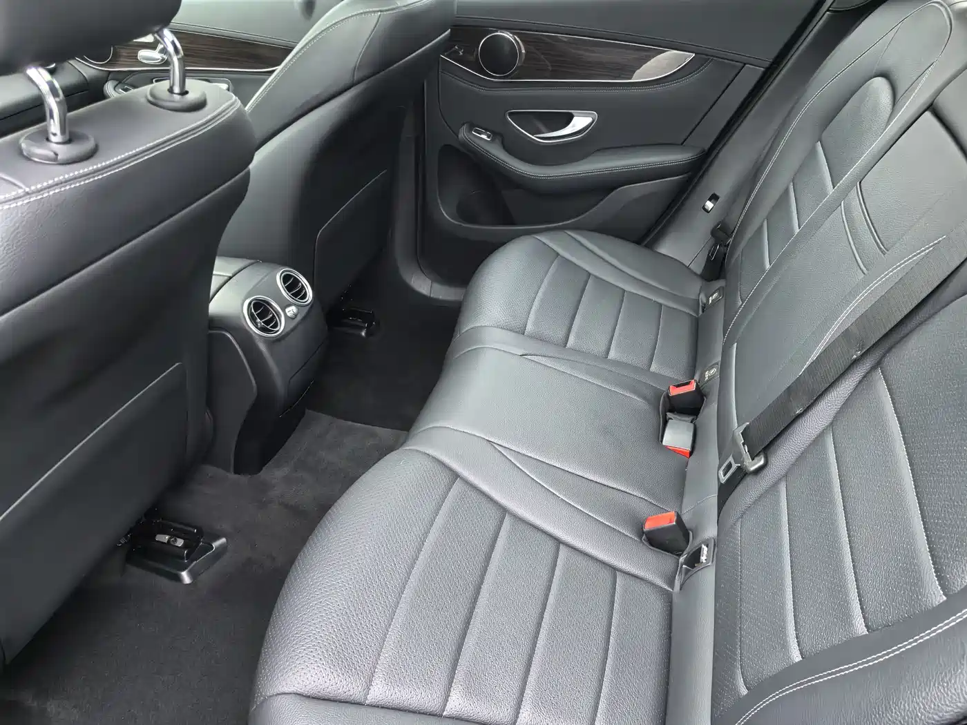 Mercedes-Benz GLC 2017 GLC 260 4MATIC Dynamic фото 6