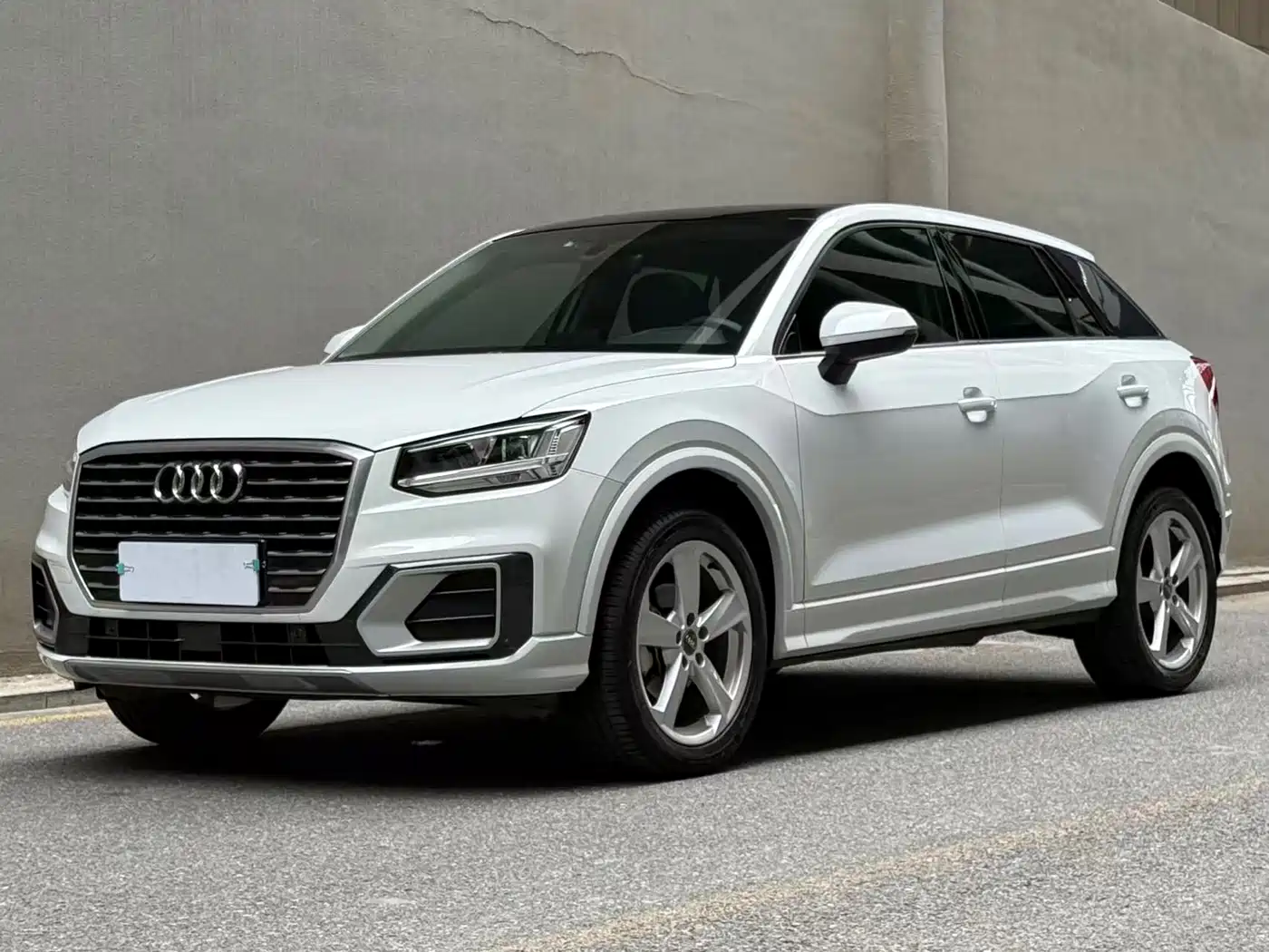 Audi Q2L 2018 35 TFSI Fashion Elegance China V