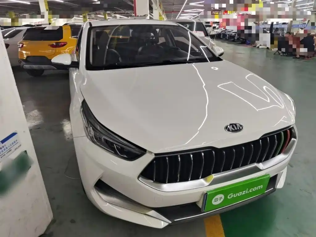 Photo 4 - Kia K3