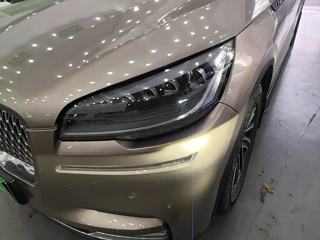 Фото 24 - Lincoln Aviator (Import)