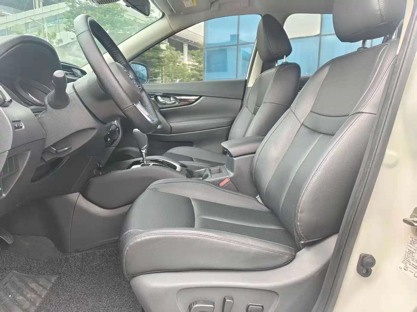 NISSAN QIJUN