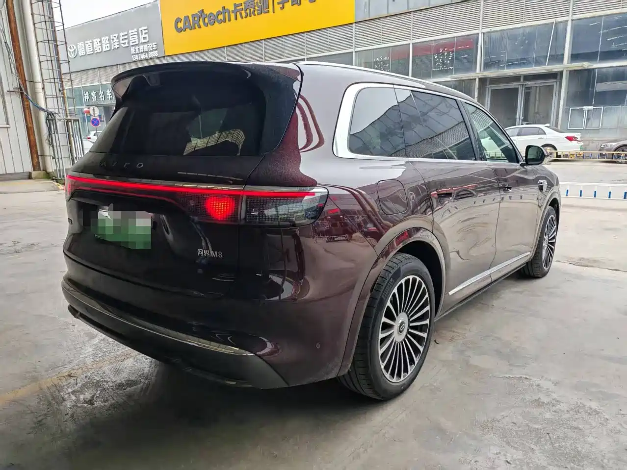 Aito AITO M8 2026 2025 Extended Range Ultra 53.4kWh 6-Seater