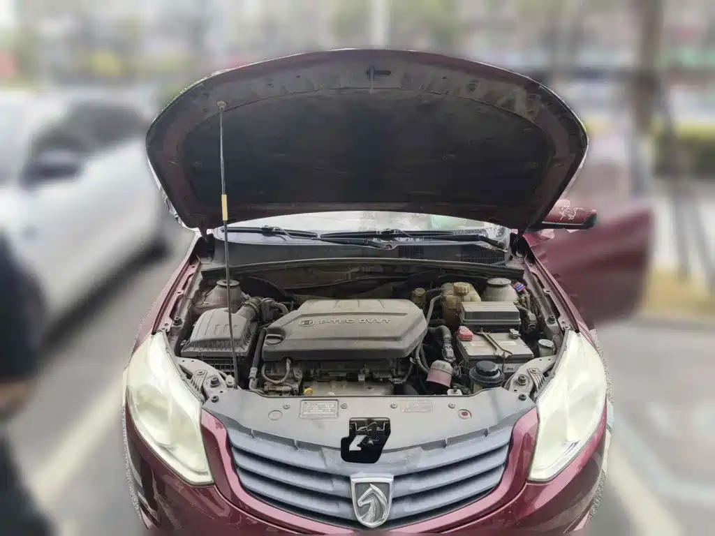 Baojun 630 2013 2012 1.5L DVVT Manual Standard Model