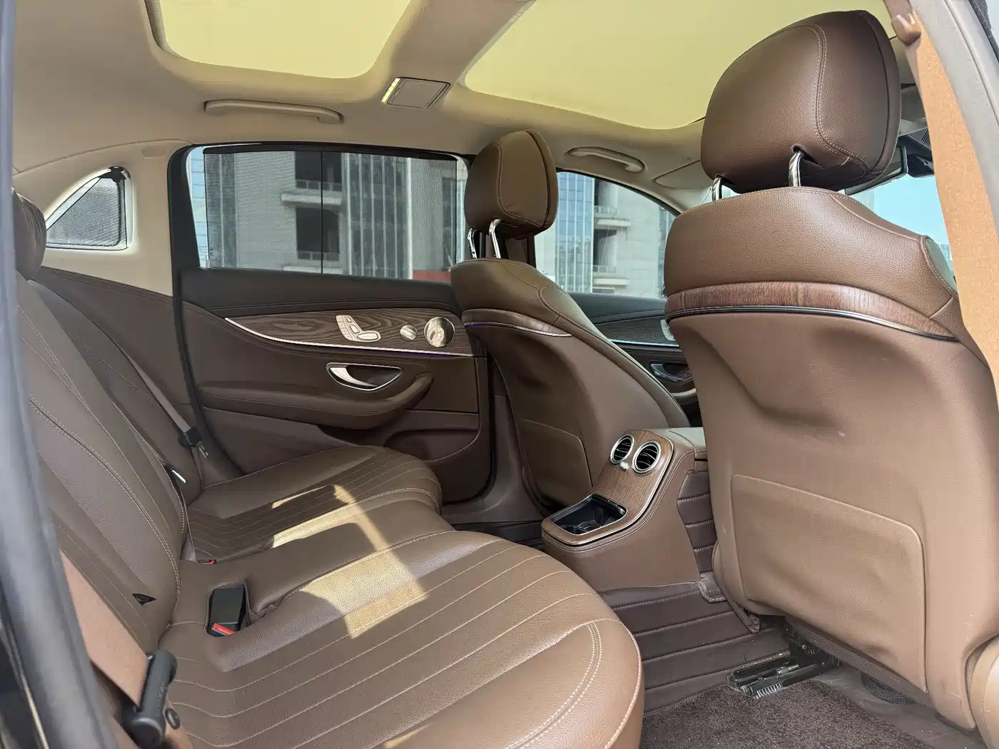 Mercedes-Benz E-Class 2023 E 300 L Luxury фото 14