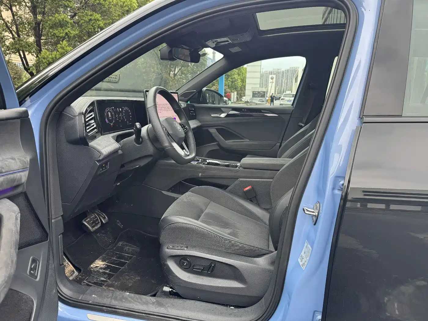 Volkswagen Tiguan L 2024 PRO 330TSI FWD R-Line Intelligent Premium Edition фото 5