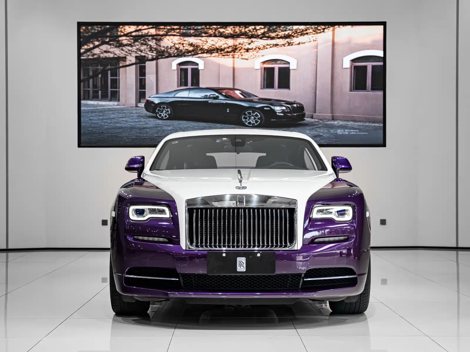 Фото 2 - Rolls-Royce Wraith