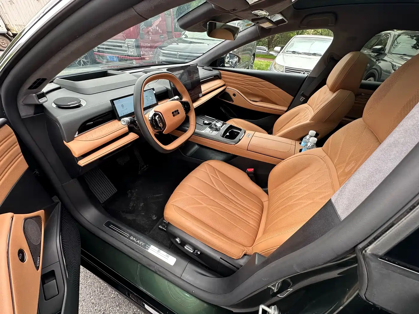 Geely Galaxy Galaxy Xingyao 8 2025 130km EM-P Starship Edition фото 7