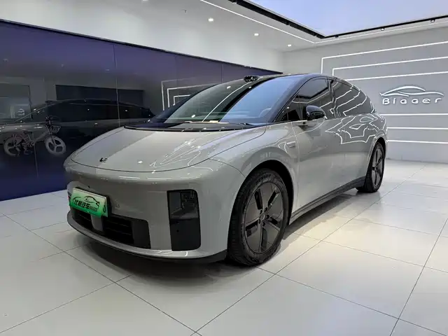Li Auto i6 2025 2WD Base Model