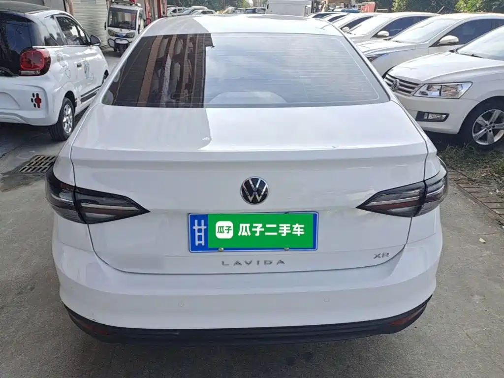Фото 6 - Volkswagen Lavida