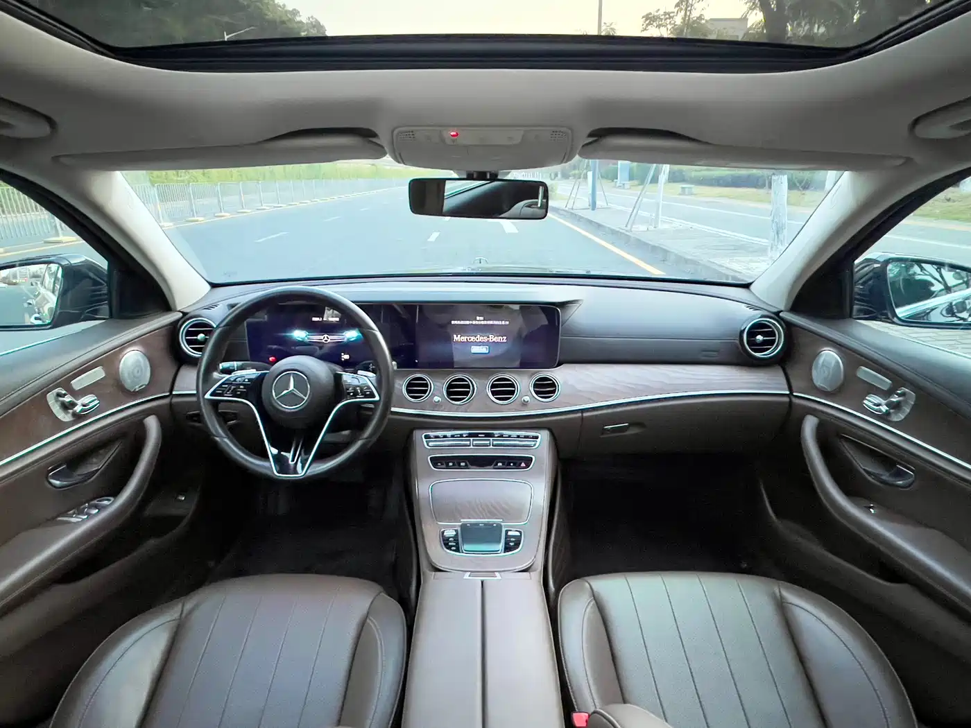 Mercedes-Benz E-Class 2021 E 300 L Luxury фото 11