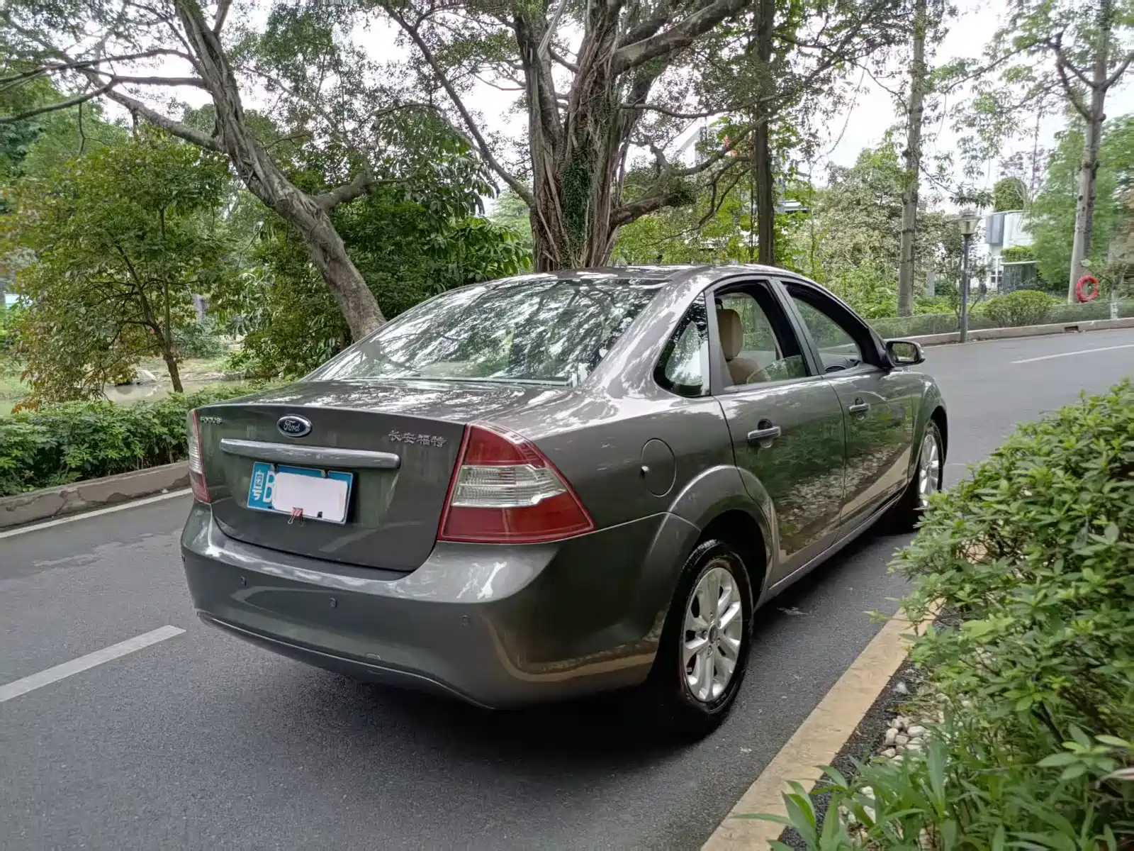 Фото 5 - Ford Focus