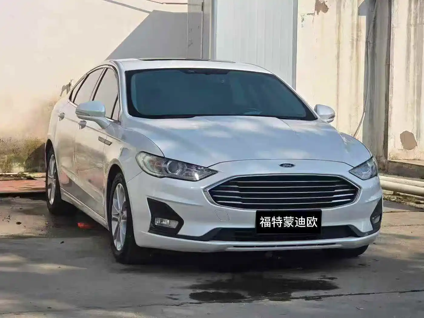 FORD MONDEO