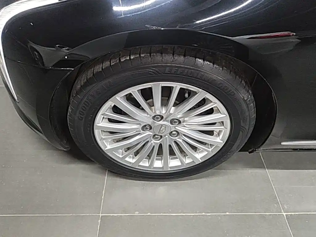 Фото 23 - Cadillac CT6