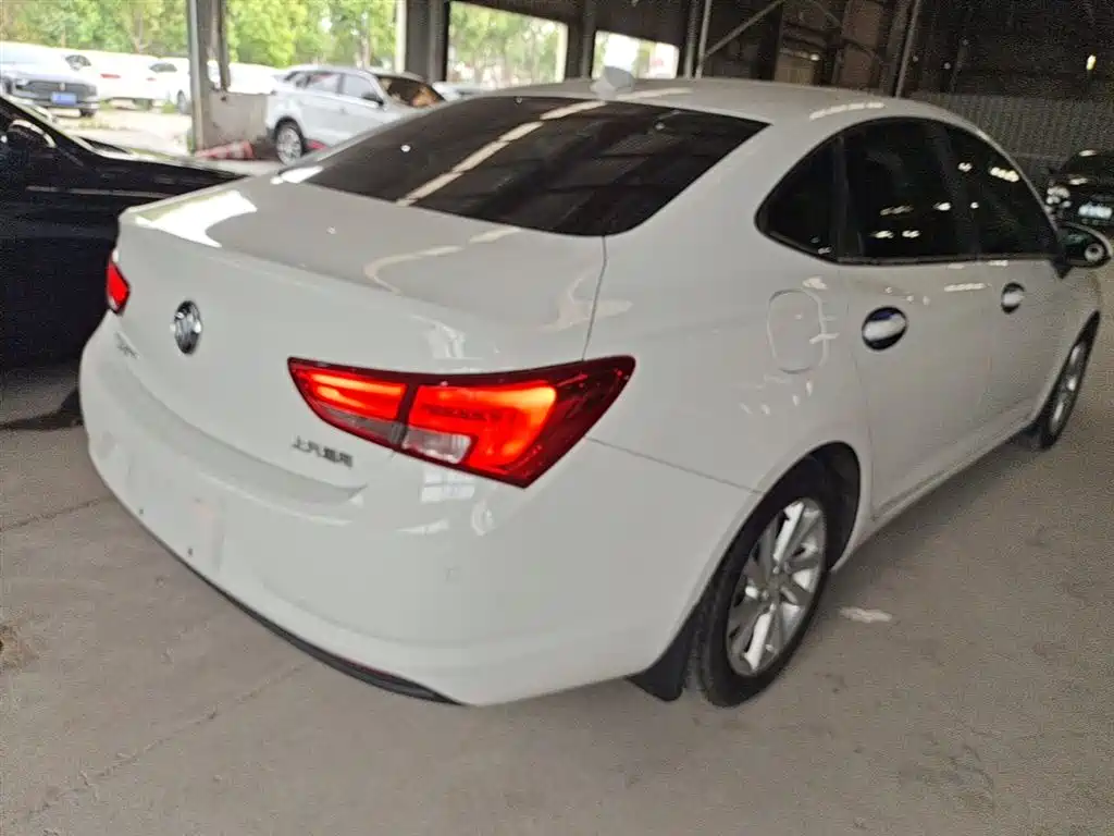 Buick Verano 2019 Sedan 15S Auto Leading фото 7