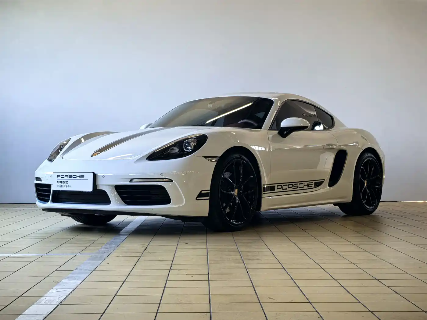 PORSCHE 718