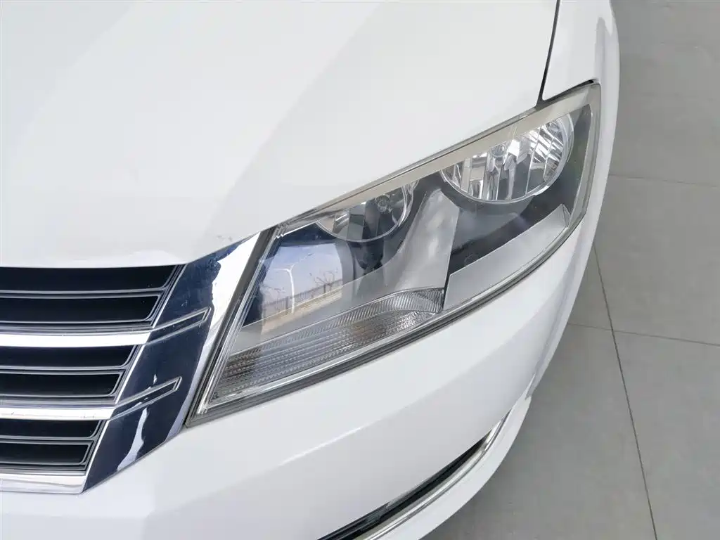 Volkswagen Lavida 2013 Facelift 1.4TSI Manual Comfort фото 7