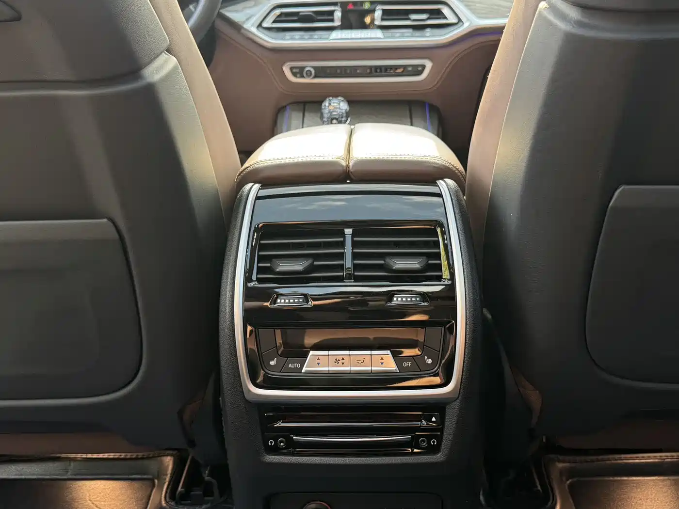 BMW X7 2021 xDrive40i Executive M Sport Package фото 13