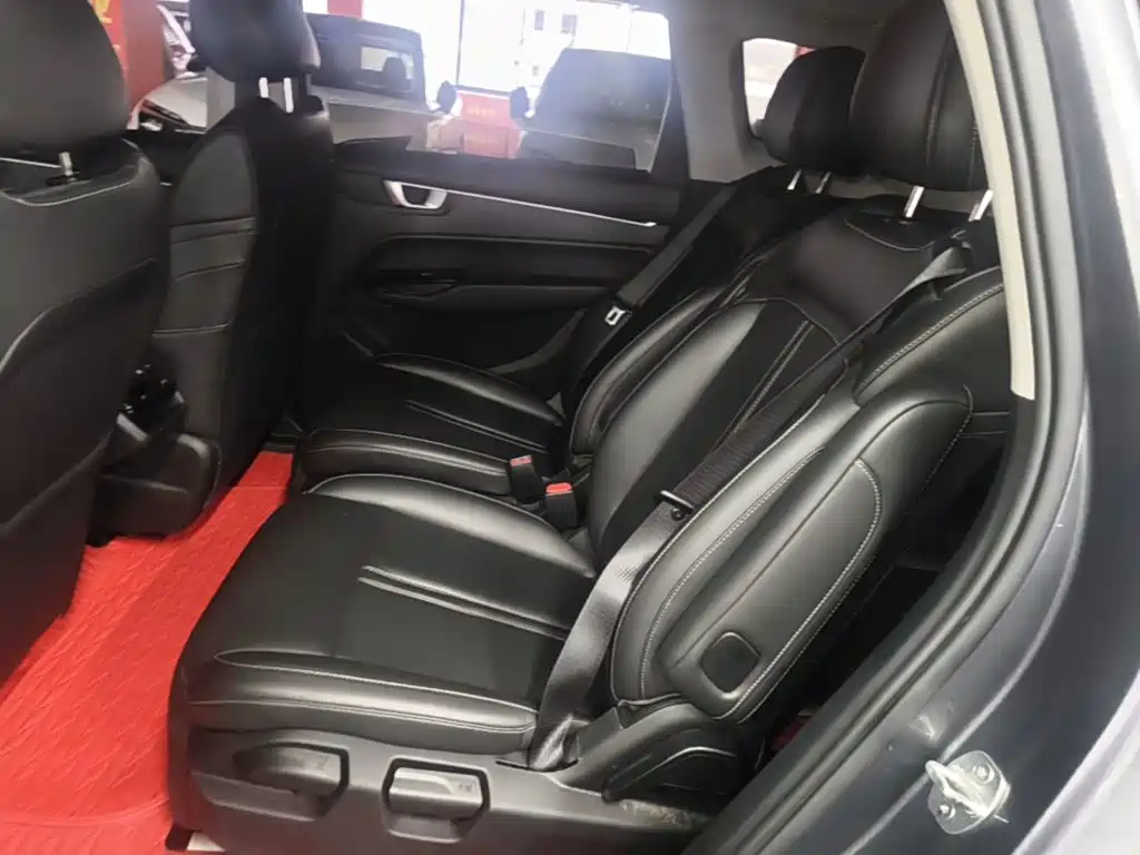 Photo 17 - Wuling Motors Wuling Victory