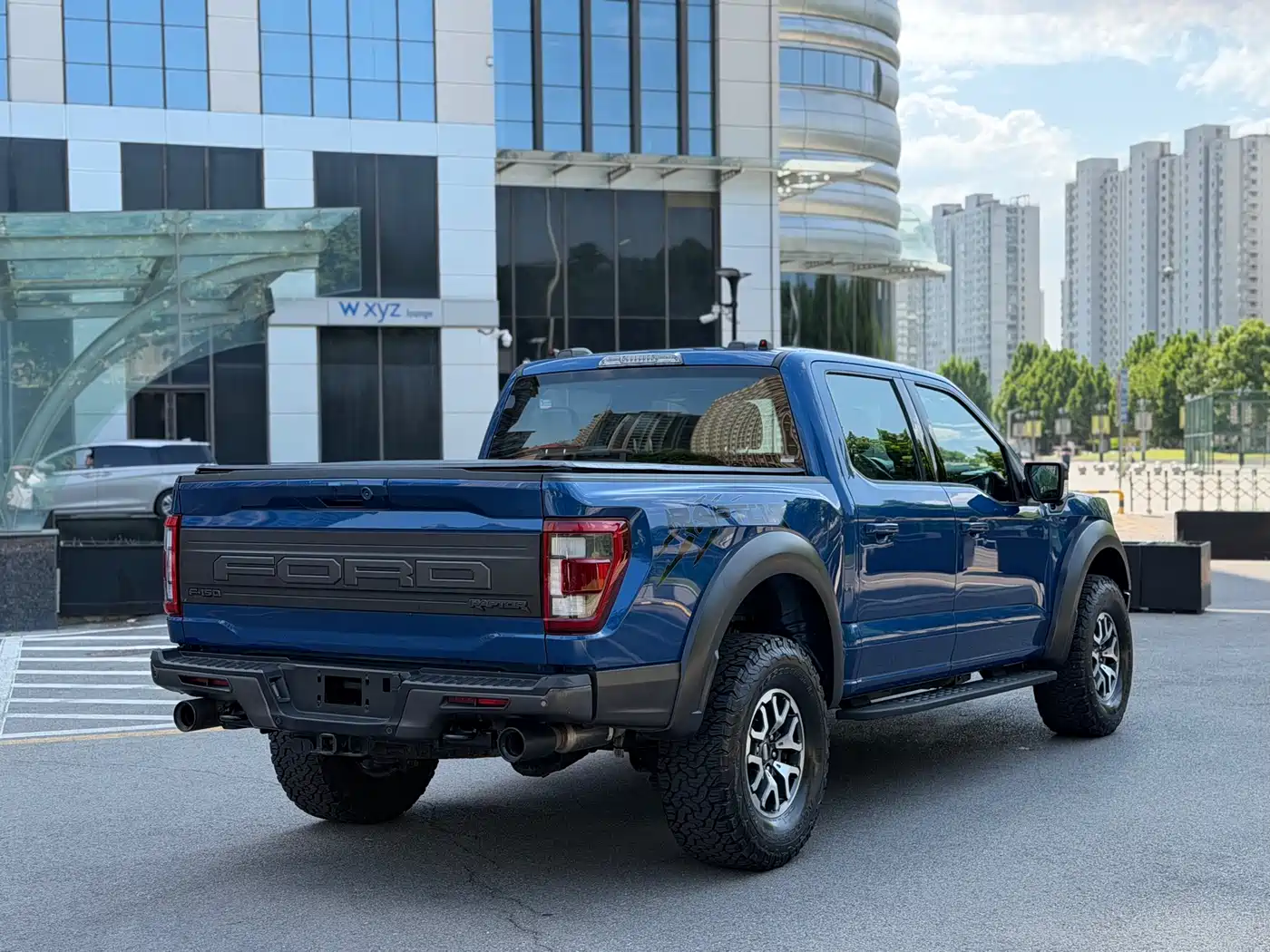 FORD F-150 RAPTOR