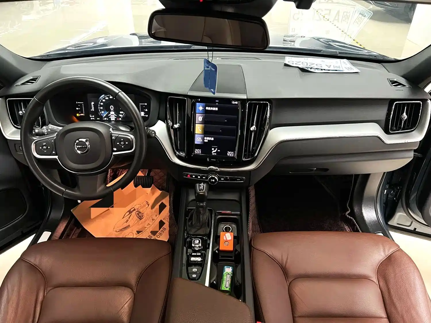 Фото 4 - Volvo XC60