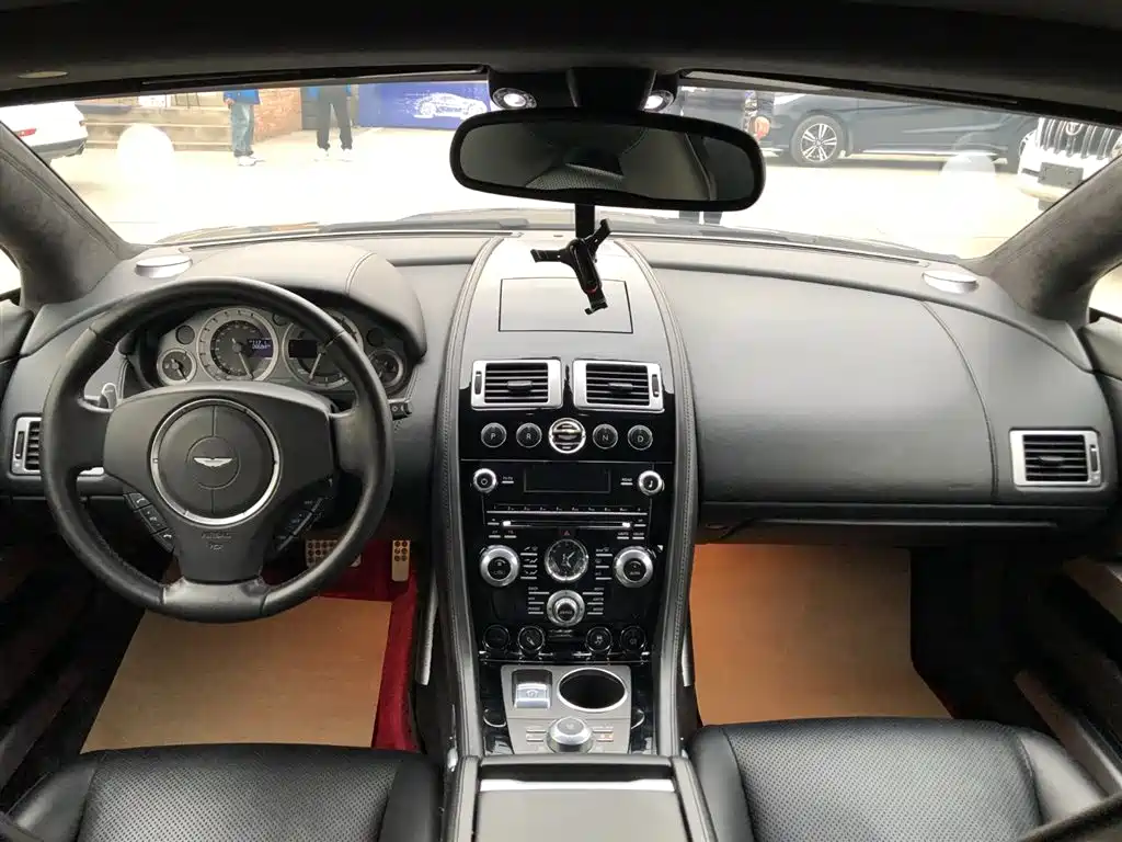 Aston Martin Rapide 2018 2010 6.0L