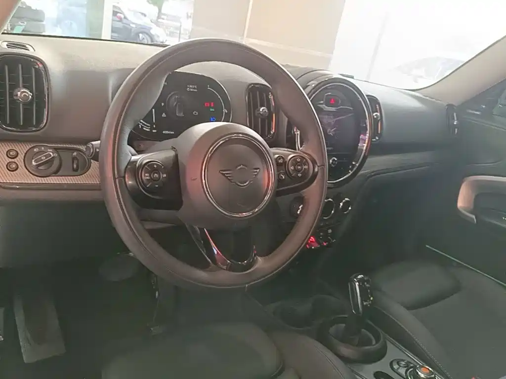 Photo 11 - MINI COUNTRYMAN