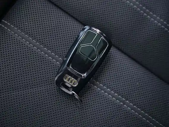 Audi A4L 2022 40 TFSI Luxury Dynamic фото 12