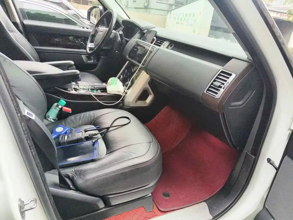 Land Rover Range Rover, миниатюра 10
