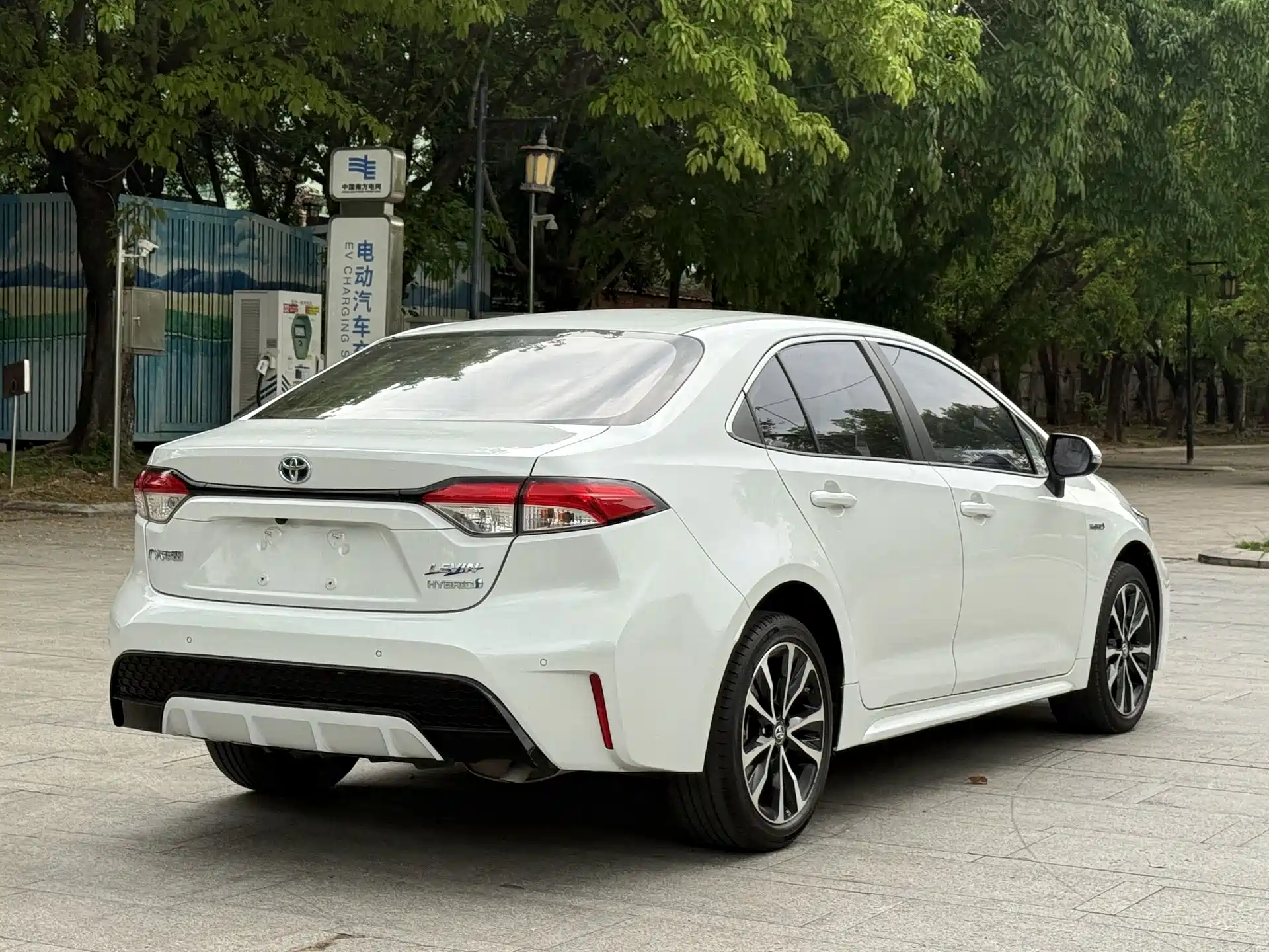 Photo 9 - Toyota Levin
