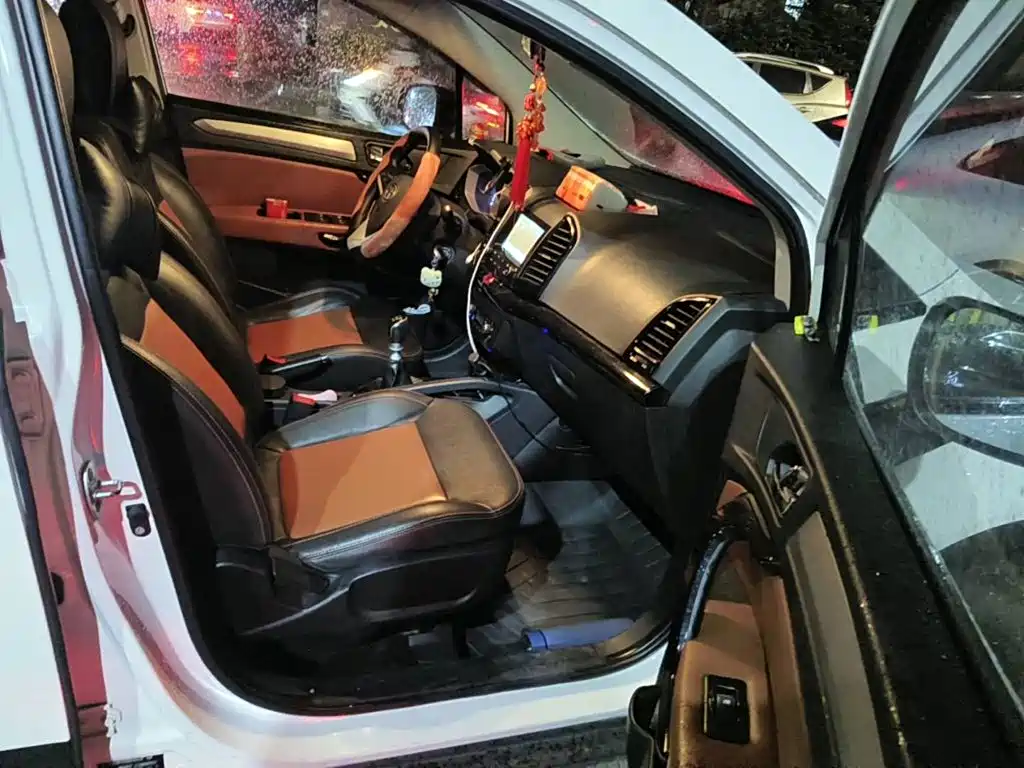 JAC Refine S3 2014 2014 1.5L Manual Luxury Smart